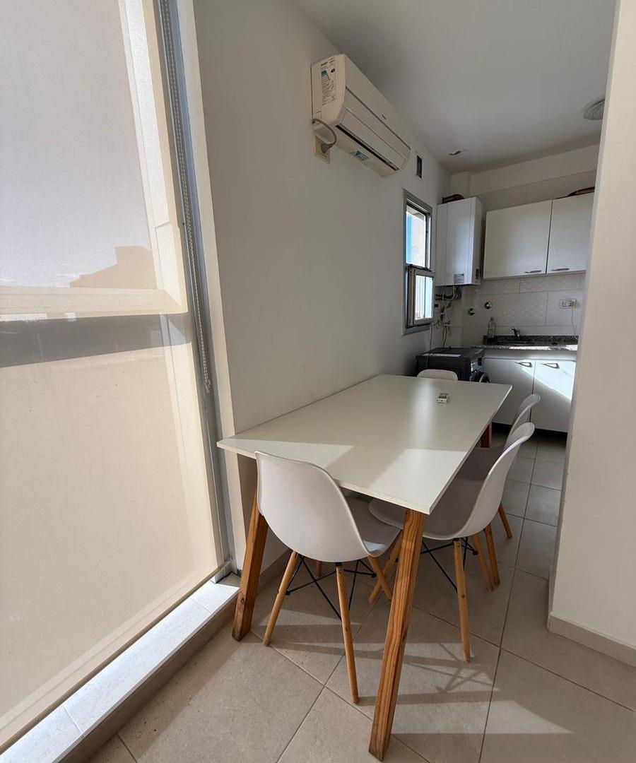 Foto de Departamento en Venta de 2 ambientes. Con cochera. Pleno Centro Campana, imagen 5