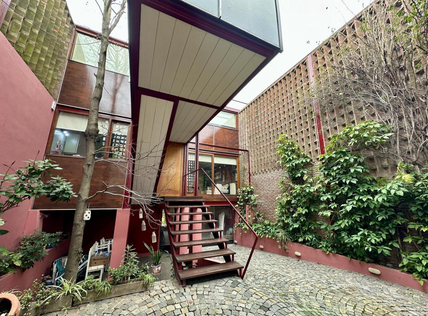 Foto de Casa en Venta de diseño contemporáneo, jardín y arquitectura singular, imagen 1