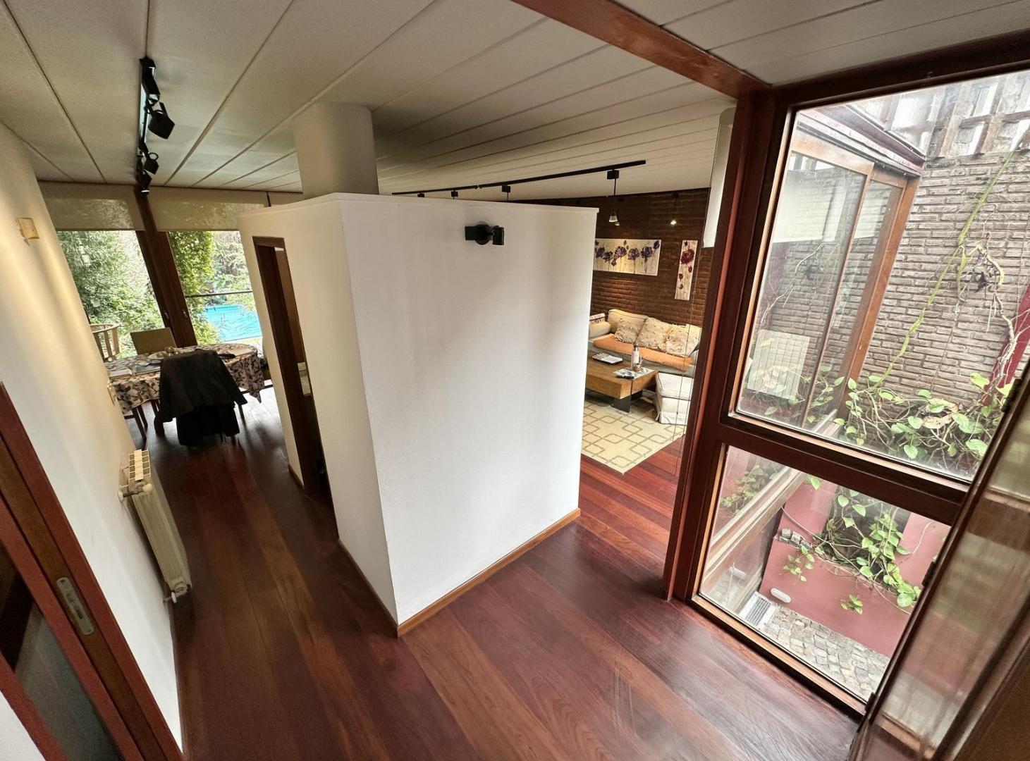 Foto de Casa en Venta de diseño contemporáneo, jardín y arquitectura singular, imagen 4