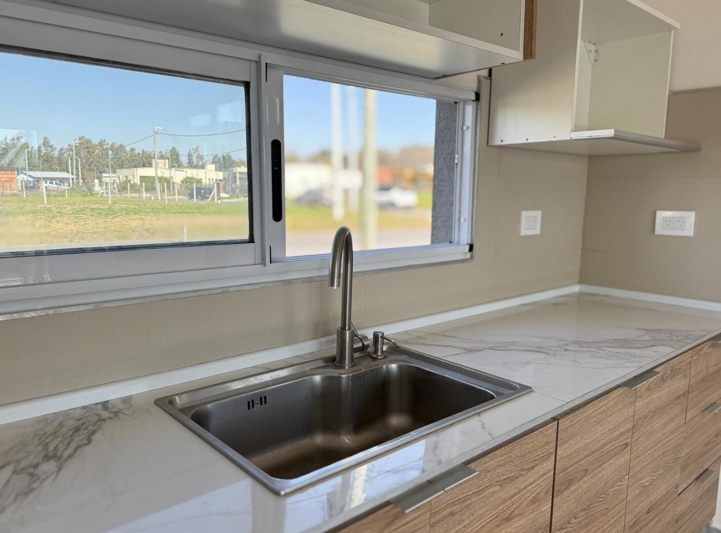 Foto de Casa en Venta de 2 dorm. Terreno 350 m2. Galería techada con parrilla, imagen 5