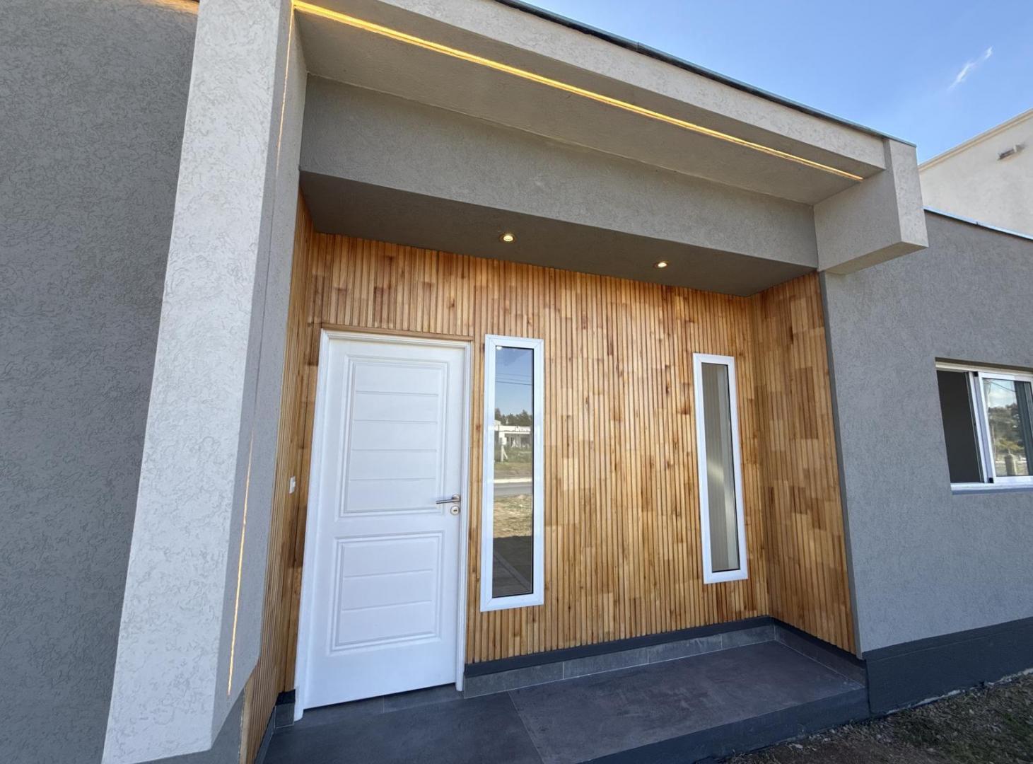 Foto de Casa en Venta de 2 dorm. Terreno 350 m2. Galería techada con parrilla, imagen 3