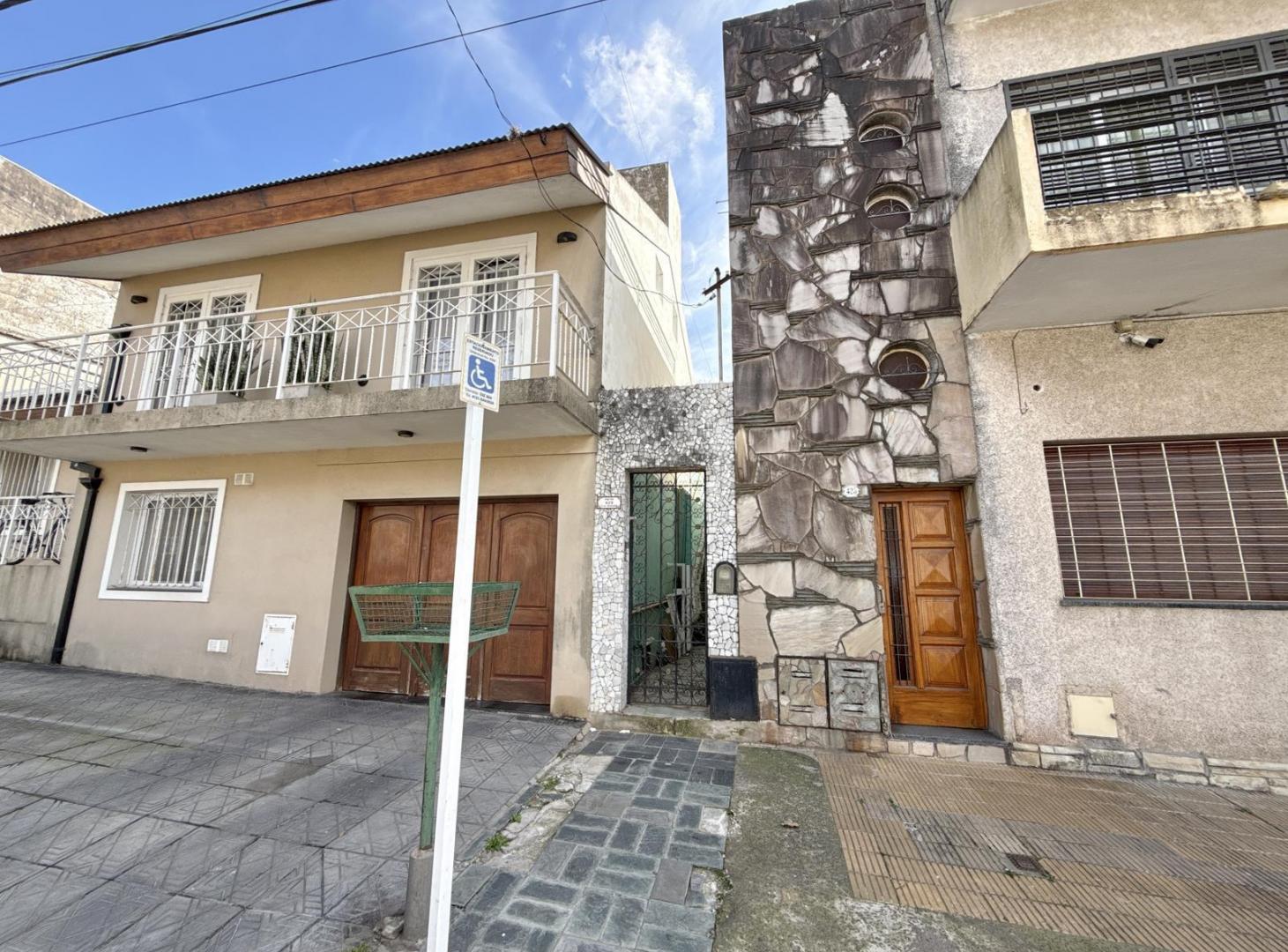 Foto de Casa en altura en Venta Centro Zarate. 3 dormitorios. Con terraza, imagen 2