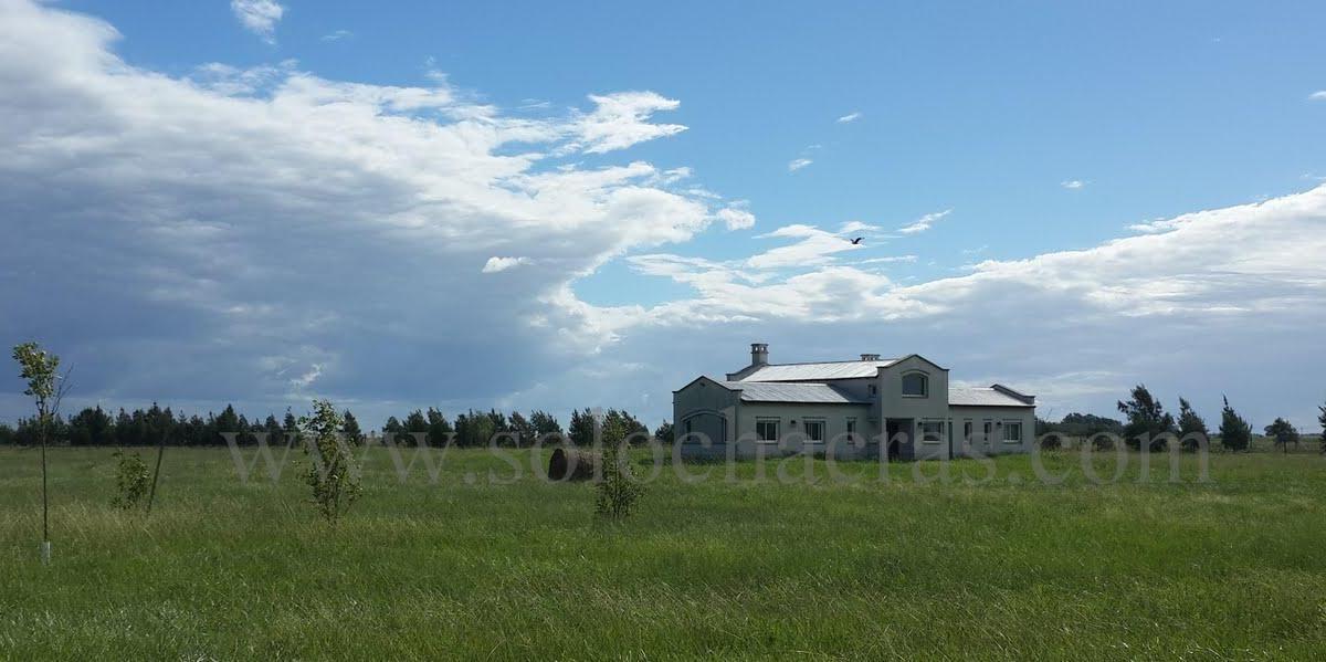 Chacra de 2.5ha con Casa 3 dorm en Estancia Benquerencia Farm Club - Monte - Pcia. de Buenos Aires