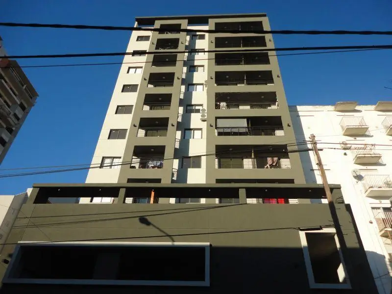 Cochera en el centro de Caseros. 4