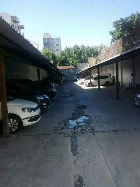 cochera cubierta en Caseros lado norte 4