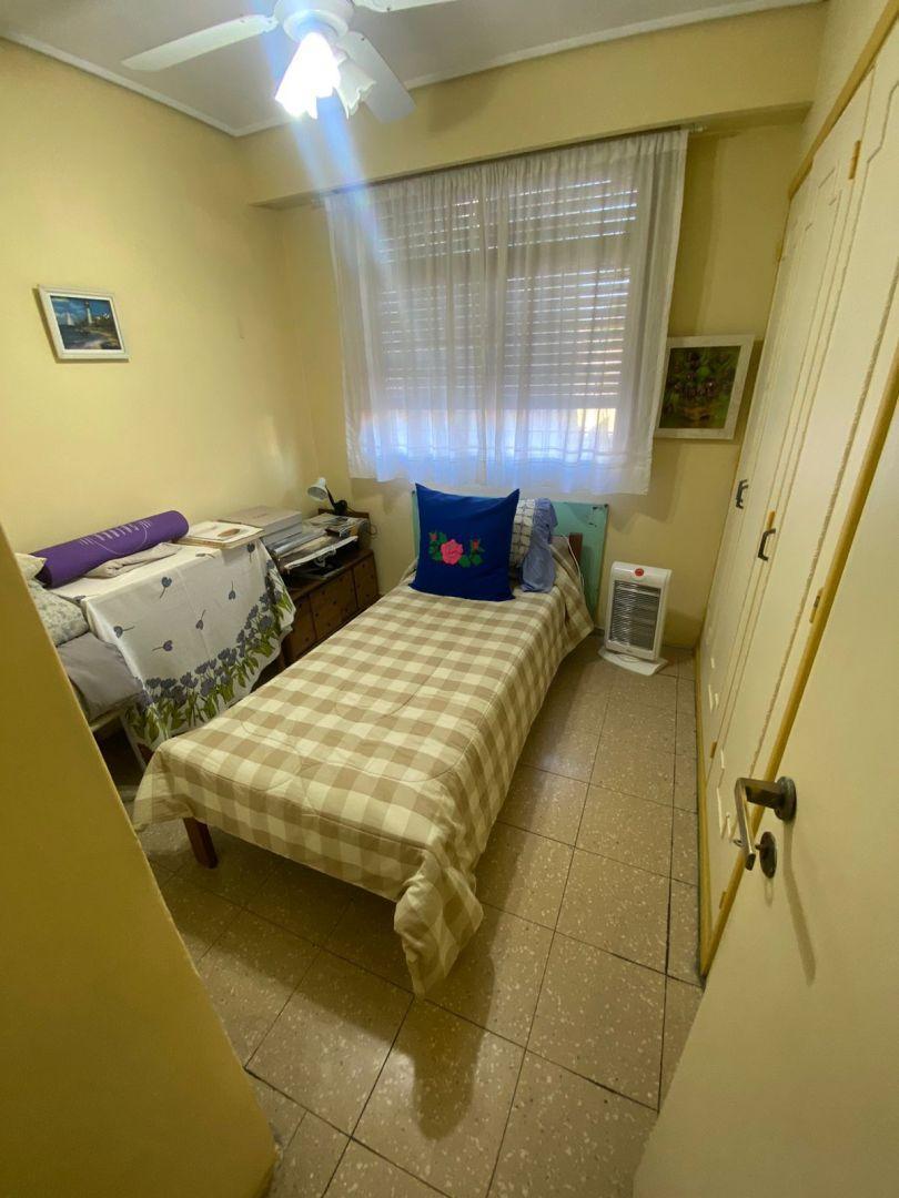 Foto de Venta Depto 3 Amb amplisima terraza solarium Caseros centro, imagen 3