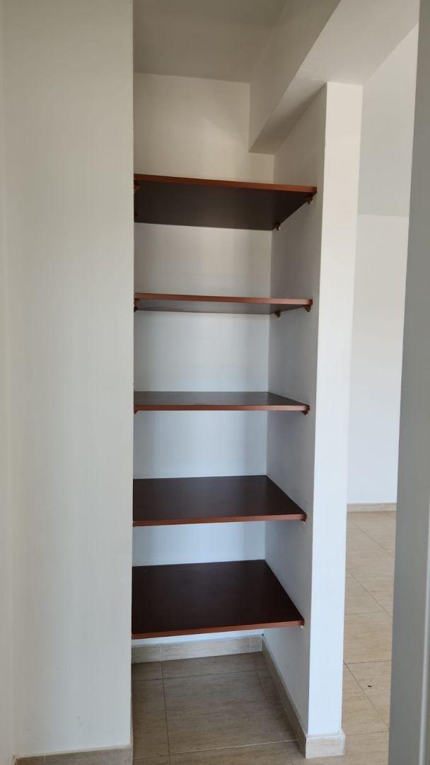VENTA DEPARTAMENTO 2 AMBIENTES C/COCHERA, BALCON. CASEROS CENTRO