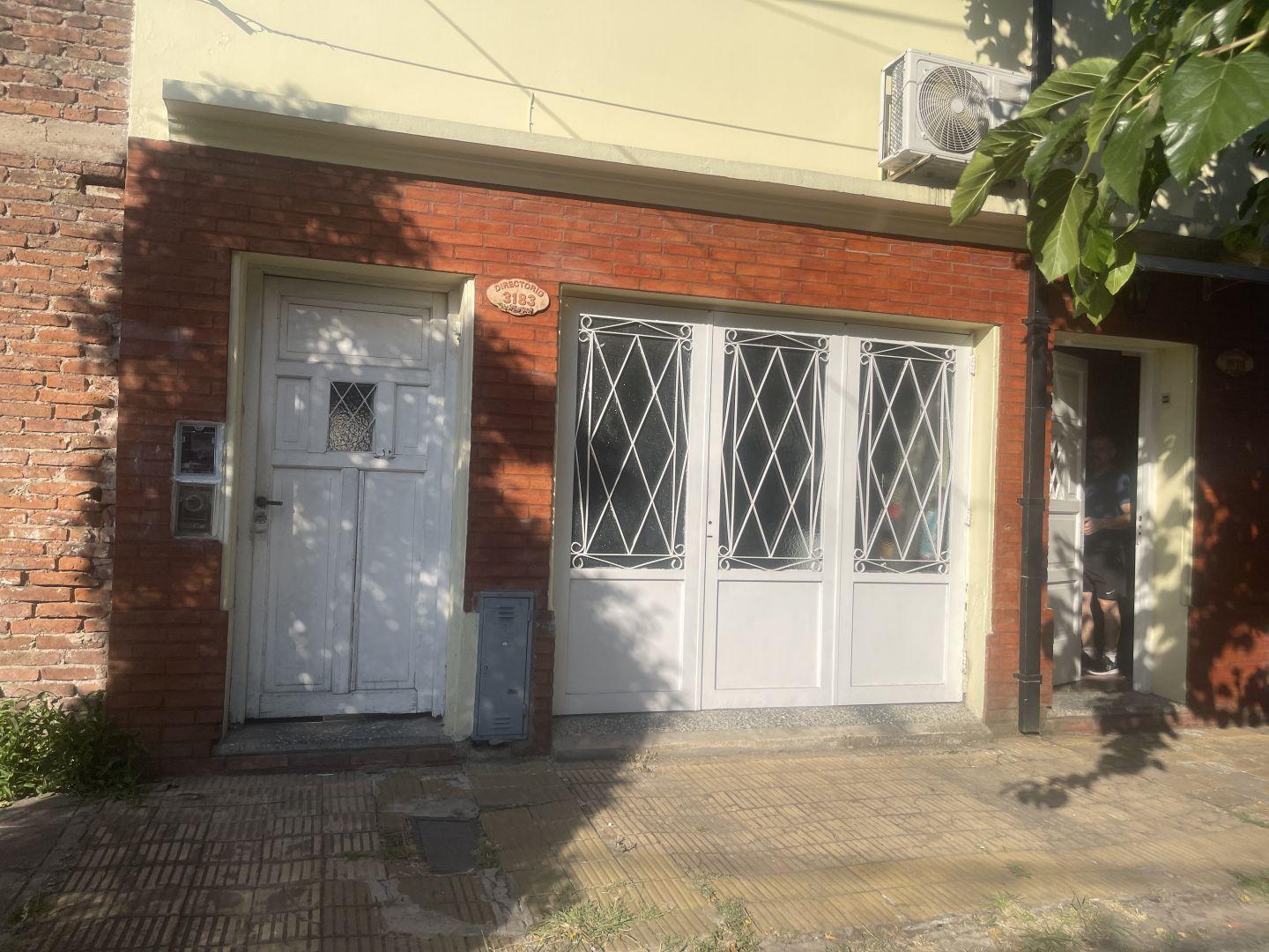 Venta de PH 3 Ambientes con PATIO, en Caseros.