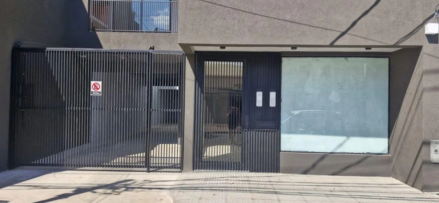 Departamento monoambiente. | Sarmiento al 2600 4