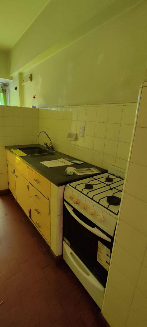 Foto de Alquiler Departamento 3 AMBIENTES en el Centro de Caseros, imagen 4
