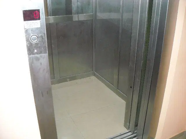 DEPARTAMENTO 2 AMB,  CASEROS CENTRO 3