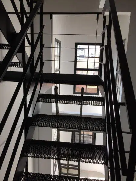 DEPARTAMENTO 2 Amb,TERRAZA PROPIA, CASEROS ZONA CENTRO. APTO PROFESIONAL 5