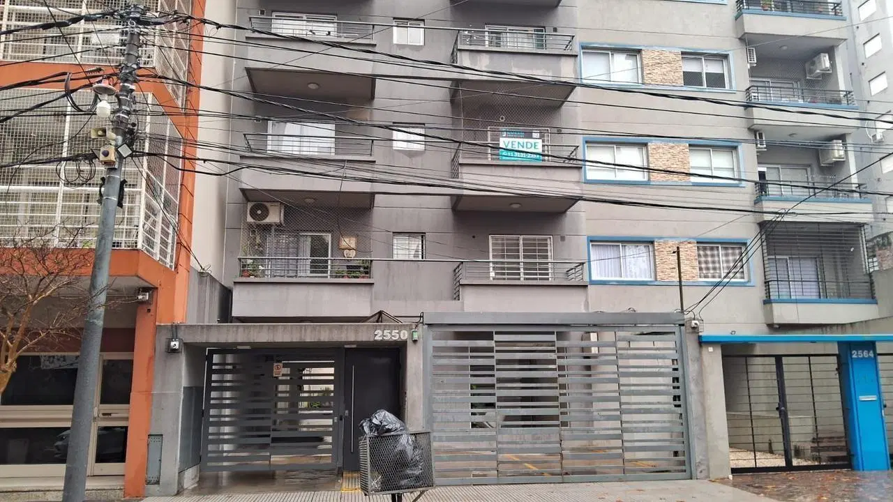 DEPARTAMENTO 2 AMB,GRAN OPORTUNIDAD, CASEROS CENTRO 5
