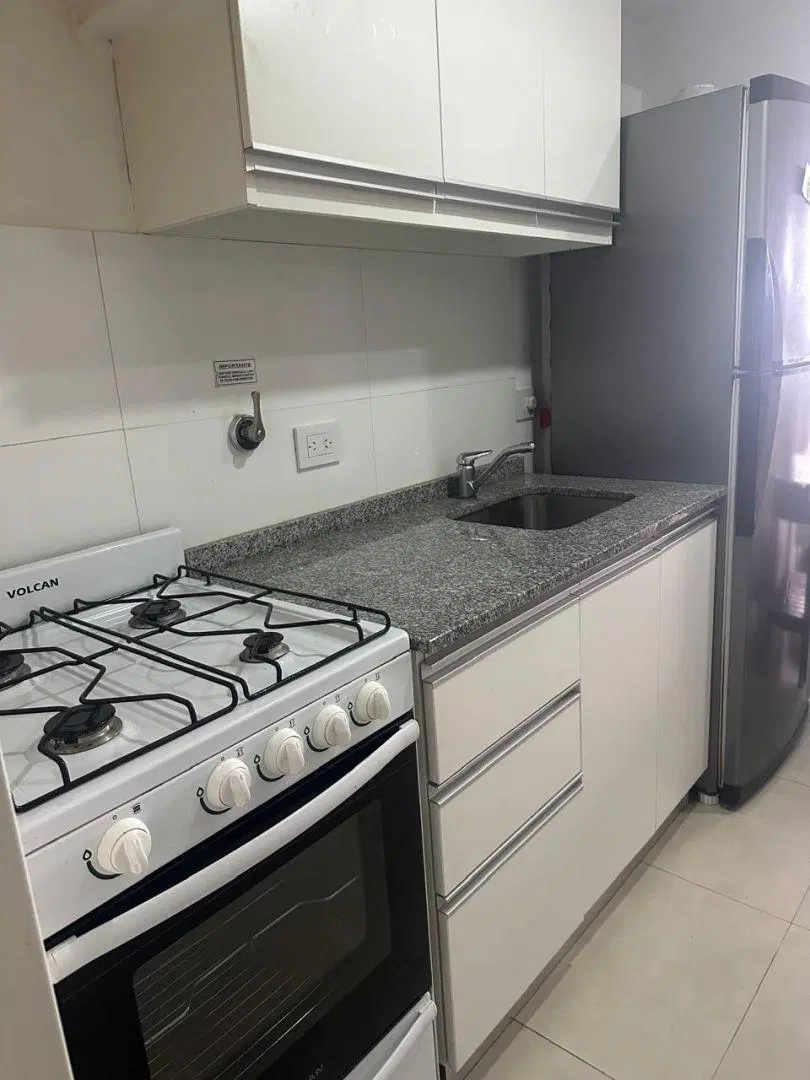 DEPARTAMENTO 1 AMB.. BALCON, SUM, PARRILLA, PILETA. CASEROS LADO NORTE 8