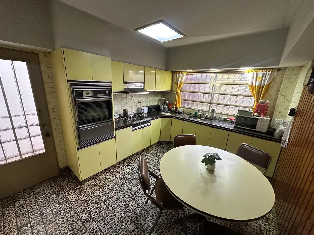 CHALET 4 AMB CON DEPENDENCIA, 2 COCHERAS, QUINCHO, CASEROS 8