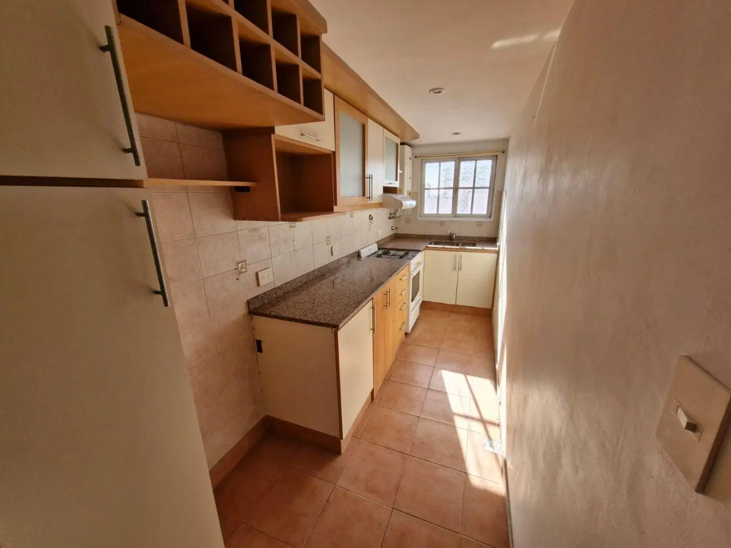 ALQUILER DEPARTAMENTO 2 AMB. A GAS. APTO PROFESIONAL. ACEPTA MASCOTA CONSULTAR. 3