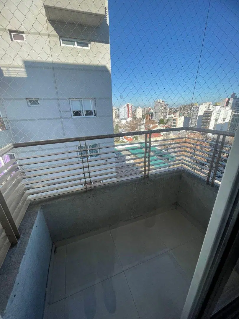 ALQUILER DEPARTAMENTO 2 AMB. BALCON. CASEROS CENTRO 4