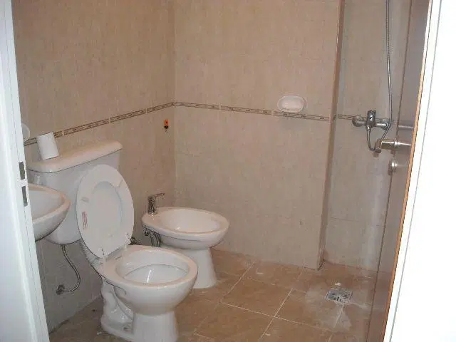 Departamento MONOAMB. al FRENTE.APTO PROFESIONAL. CASEROS CENTRO. 5