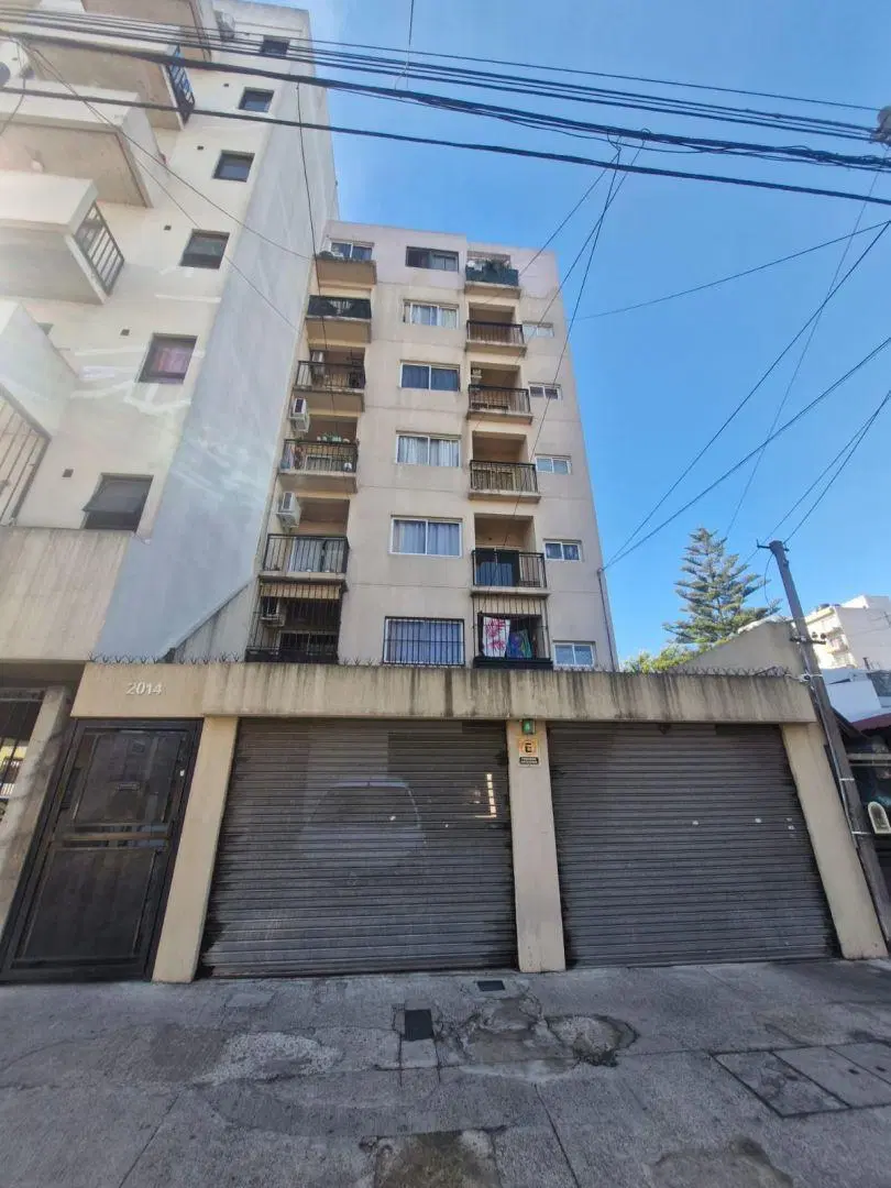 Departamento monoambiente. | Rauch al 2000 1