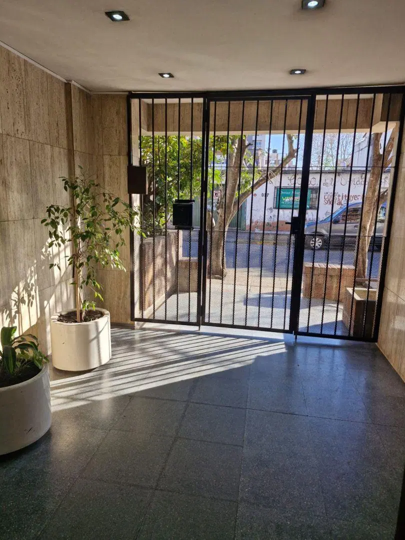Departamento 3 ambientes. | Andrés Ferreyra al 2800 2