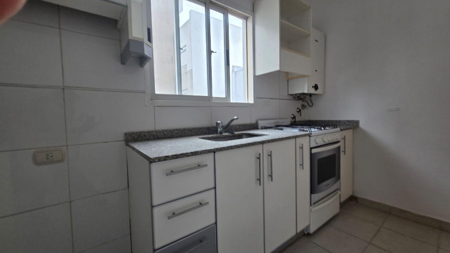 Foto de Departamento 2 AMB. BALCON. TERRAZA. CASEROS, imagen 3