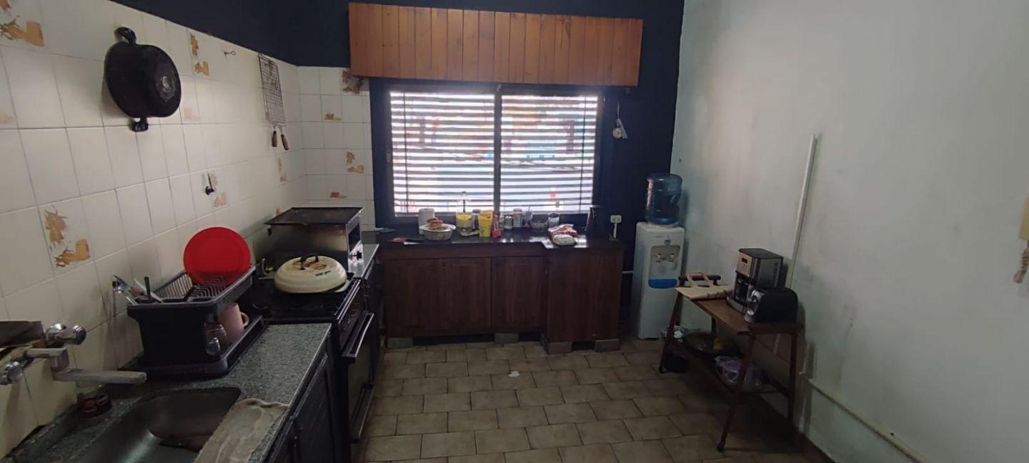Foto de Venta de Casa Multifamiliar de 5 Ambientes en Caseros, imagen 5