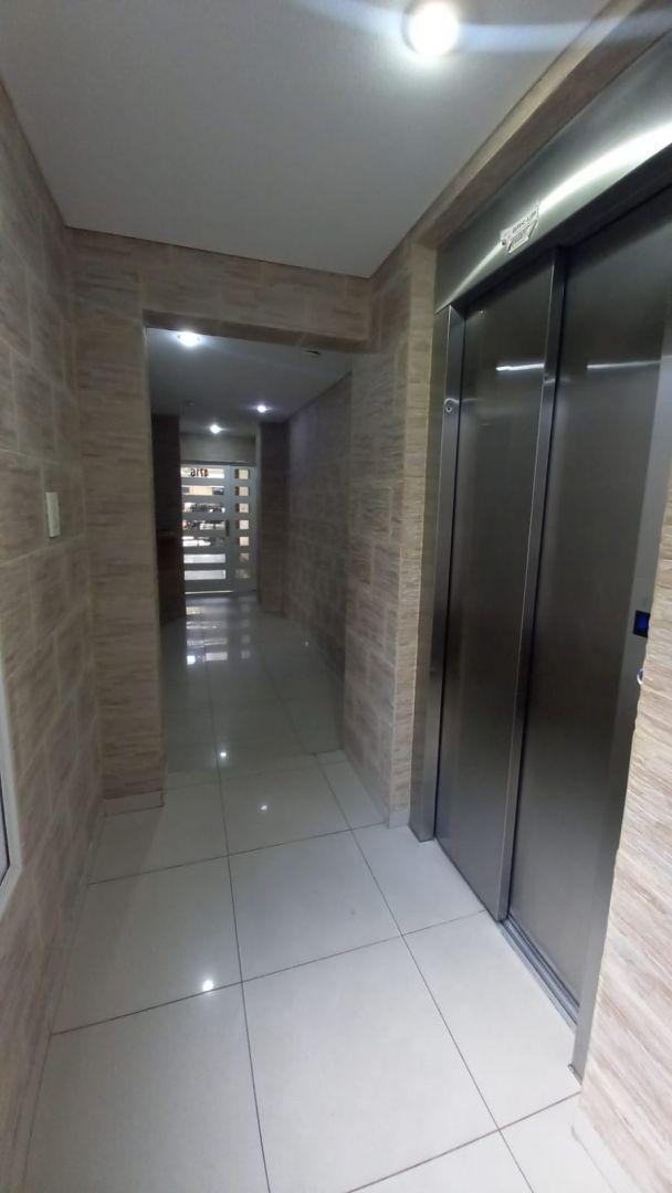 Foto de Venta de Departamento 2 ambientes al frente, Caseros., imagen 2