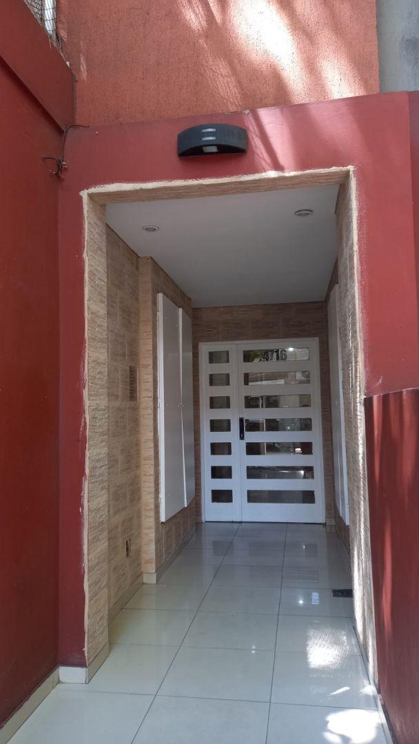 Foto de Venta de Departamento 2 ambientes al frente, Caseros., imagen 1
