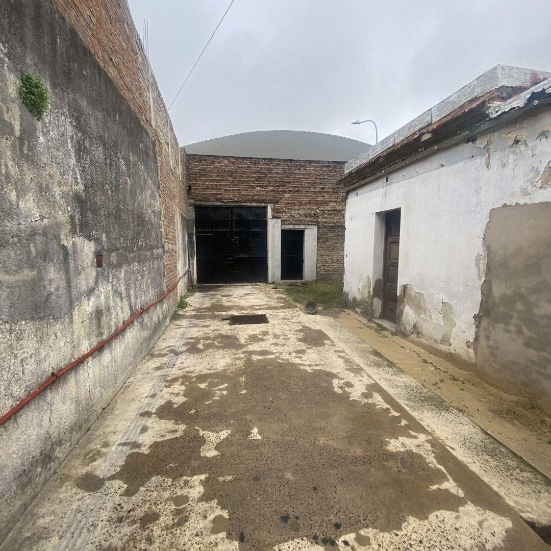 Foto de Alquiler amplio Galpón en Caseros, imagen 5