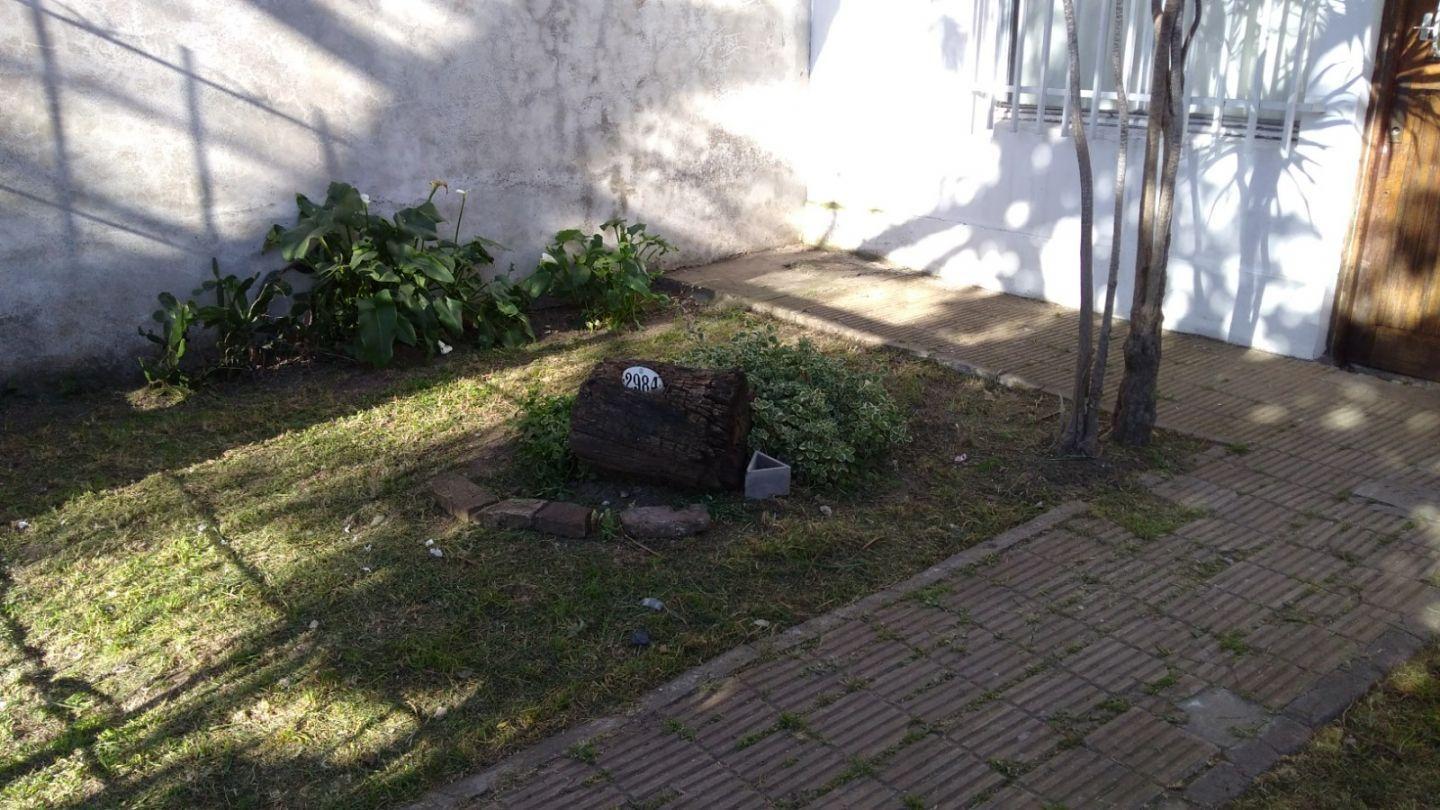Foto de DEPOSITO o GALPON USO COMERCIAL. CASEROS, imagen 1