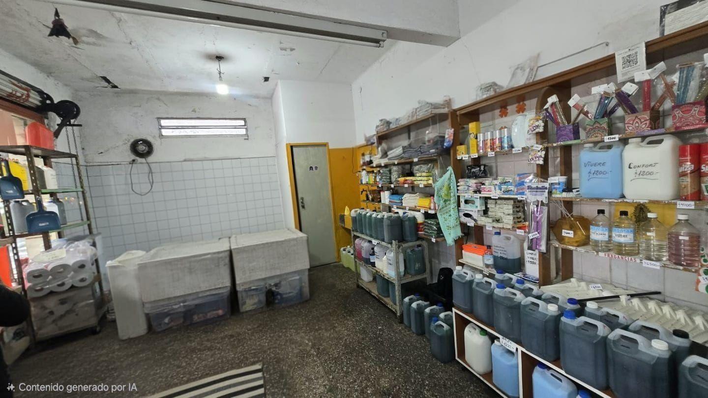Foto de VENTA DE LOCAL 4x7 m2. VILLA LINCH, imagen 2