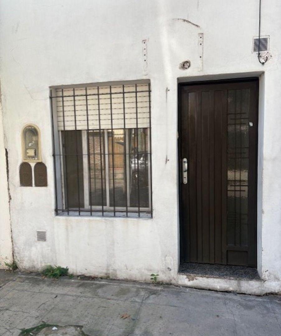 DEPARTAMENTO TIPO CASA - SIN EXPENSAS
