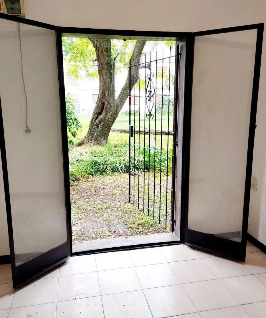 DEPARTAMENTO 4 AMBIENTES EN COMPLEJO CON JARDIN Y ESTACIONAMIENTO EN COMUN - SAN MARTIN 3