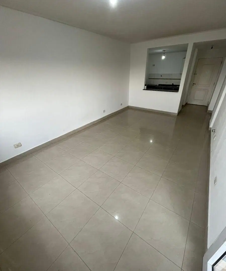 DEPARTAMENTO DOS AMBIENTES CON BALCON - SANTOS LUGARES 2