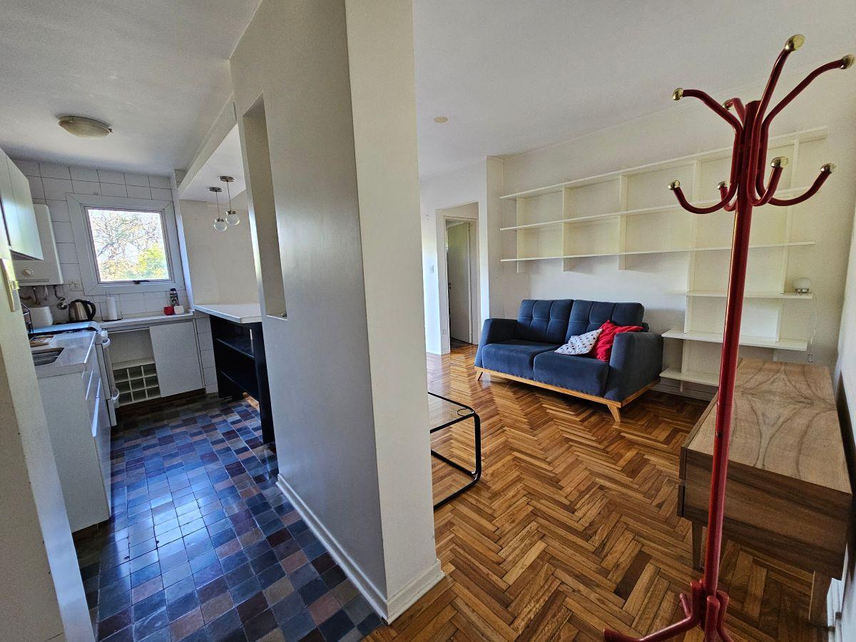 Foto de RESERVADO * SOLEADO DEPTO 3 AMB RECICLADO CON BALCONES - EN VENTA en, imagen 3