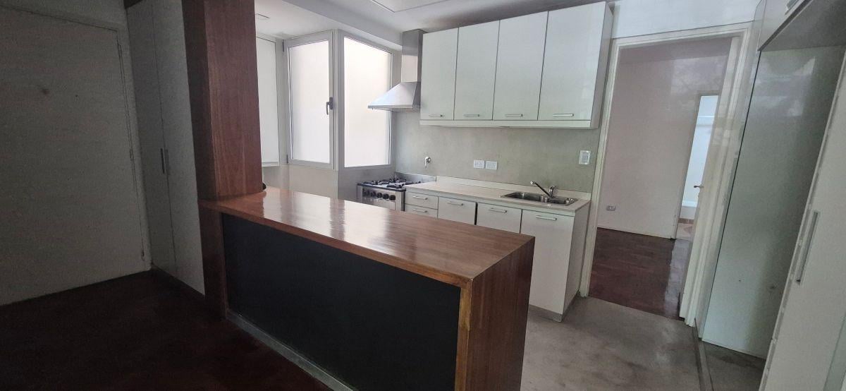 Foto de 2 Ambientes con Balcón en Venta en Colegiales * 1er Piso por Escalera, imagen 3