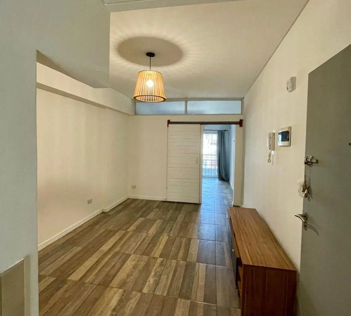 ALQUILER MONOAMBIENTE DIVIDIDO CON BALCON PATIO Y COCHERA * V. URQUIZA * Terraza Común, Pileta, Sum 5