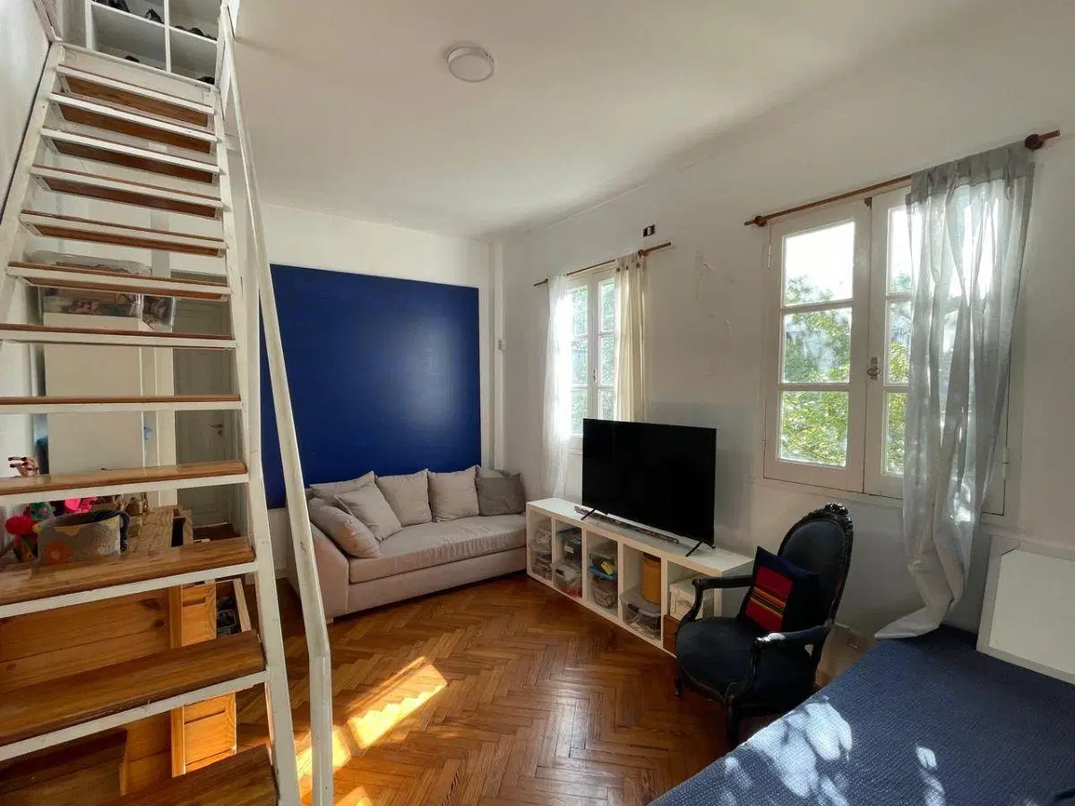 EN VENTA * Piso de estilo 3 Amb + Gran Terraza y Dep Serv en Edificio Único!En lo mejor de Palermo 8
