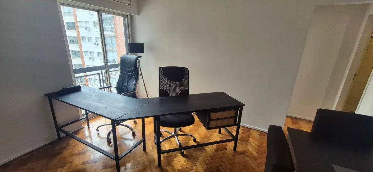 Venta 2 Ambientes Apto Crédito en Excelente Ubicación! Muy Luminoso y en Buen Estado en Las Cañitas 2