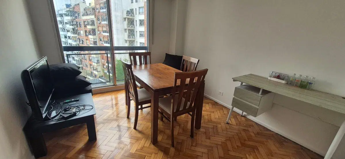 Venta 2 Ambientes Apto Crédito en Excelente Ubicación! Muy Luminoso y en Buen Estado en Las Cañitas 3