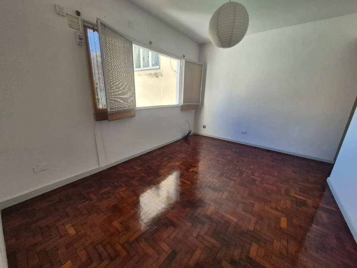 IMPECABLE 2 AMBIENTES EN VENTA EN SAN TELMO - CONTRAFRENTE SÚPER LUMINOSO 3