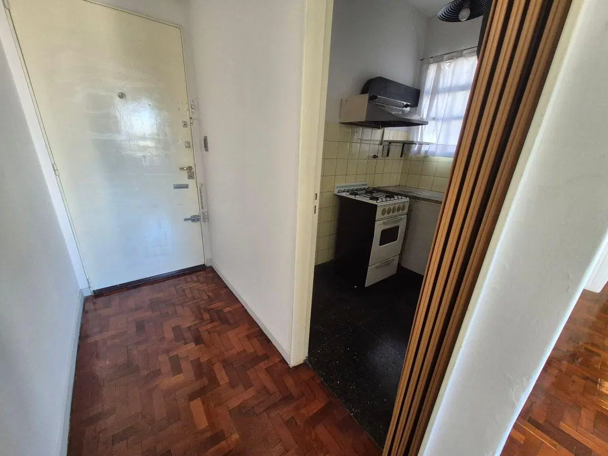 IMPECABLE 2 AMBIENTES EN VENTA EN SAN TELMO - CONTRAFRENTE SÚPER LUMINOSO 5