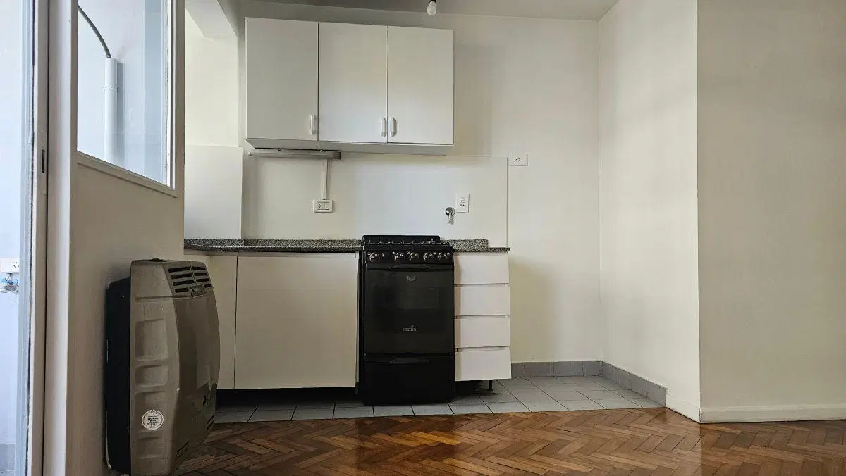 ALQUILER 2 AMB CON BALCÓN EN BELGRANO! SOBRE CALLE MAURE A 100 MTS AV. CABILDO - IMPECABLE Y LUMINOS 3