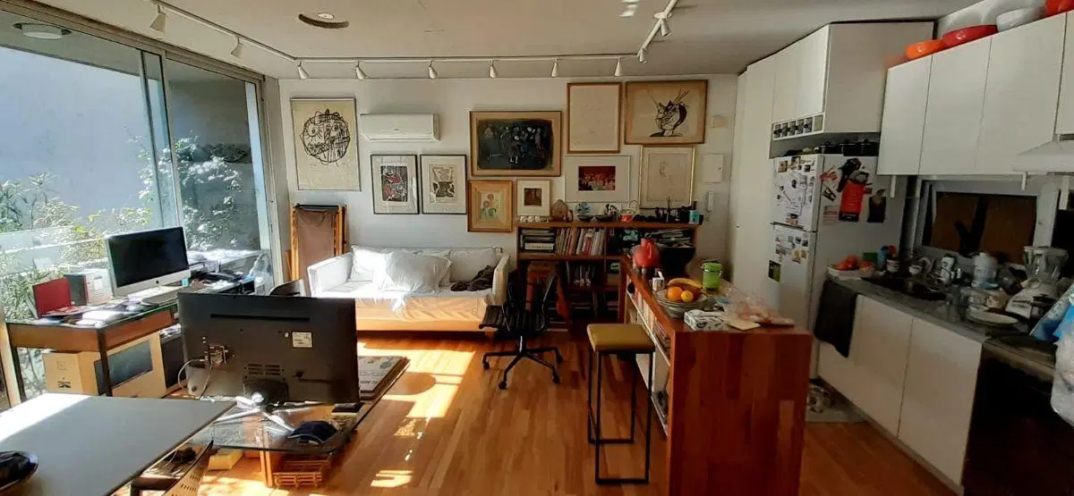 VENTA 2 AMBIENTES EN NUÑEZ HERMOSO SEMIPISO de 58 M2 CON AMPLIO BALCON A PULMON DE MANZANA OR. NORTE 5
