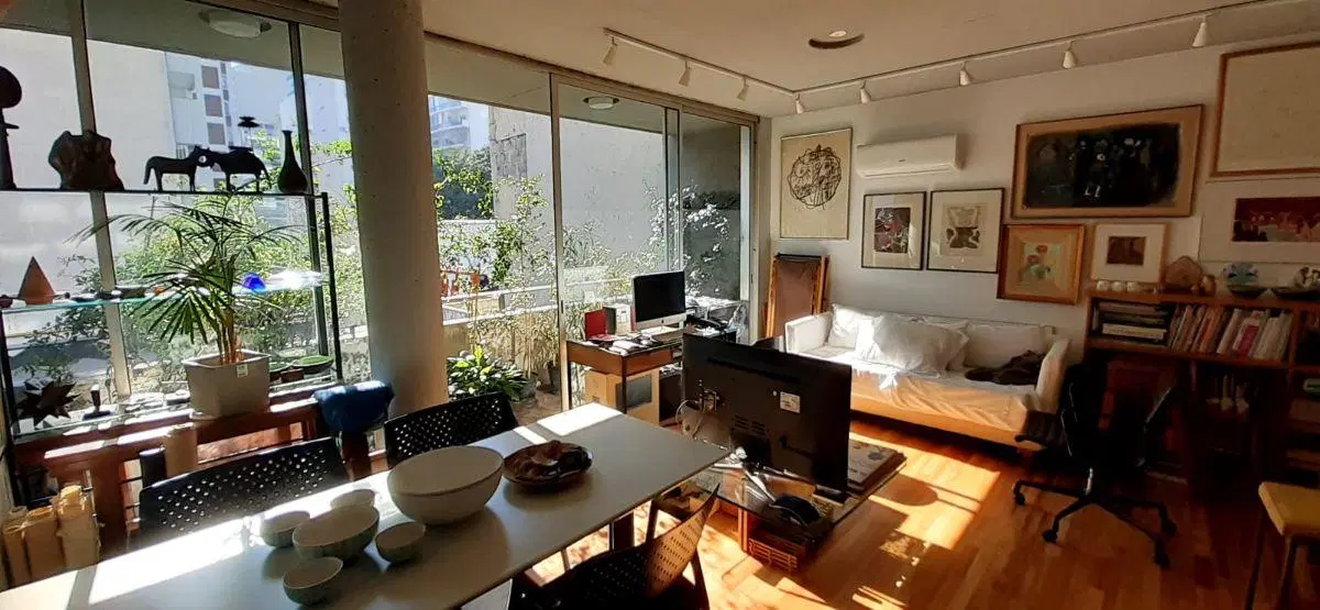 VENTA 2 AMBIENTES EN NUÑEZ HERMOSO SEMIPISO de 58 M2 CON AMPLIO BALCON A PULMON DE MANZANA OR. NORTE 4