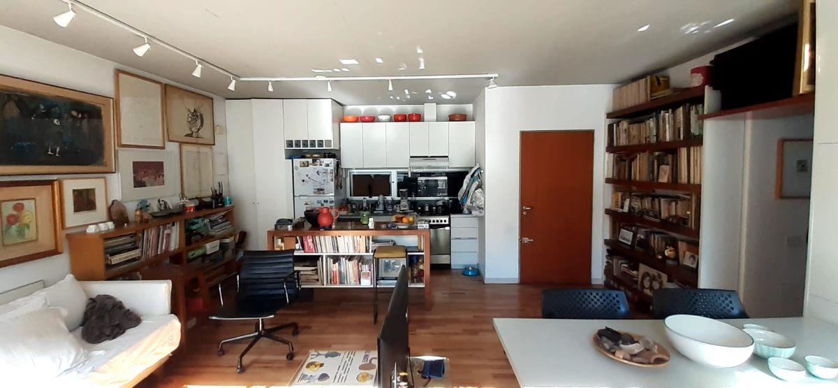 Foto de VENTA 2 AMBIENTES EN NUÑEZ HERMOSO SEMIPISO de 58 M2 CON AMPLIO BALCON, imagen 2