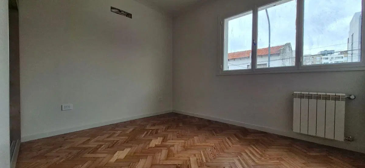 ALQUILER PH A ESTRENAR 5 AMBIENTES MÁS COCHERA Y GRAN TERRAZA SOLEADA CON PILETA EN PARQUE CHAS 3