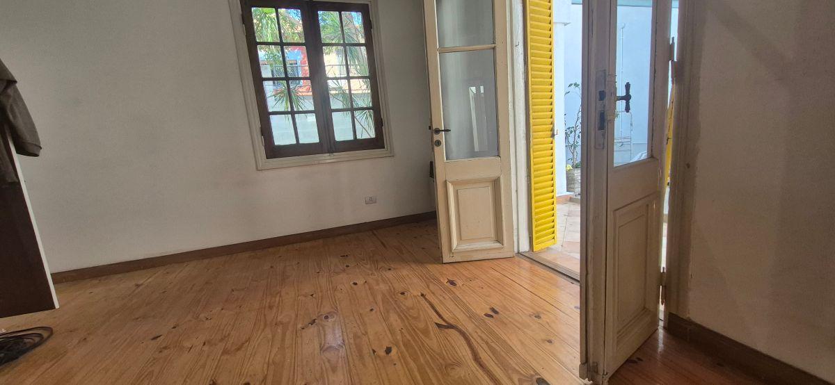 Foto de HERMOSA CASA 3 AMBIENTES CON COCHERA, PATIO Y TERRAZA EN ALQUILER *, imagen 4