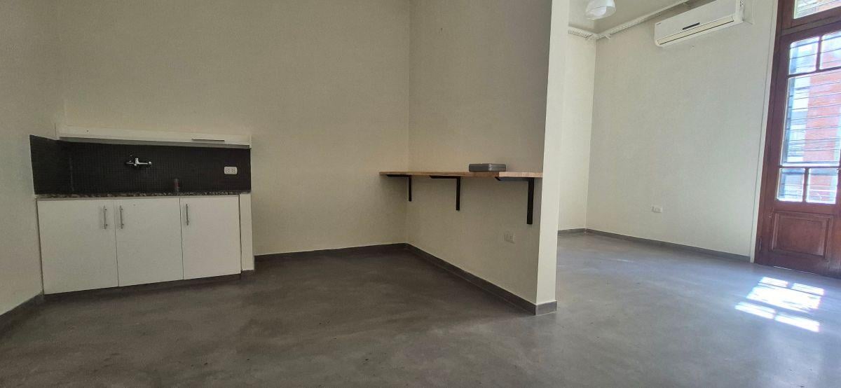 Foto de Impecable 1º Tipo PH Para Uso Comercial en Alquiler en Belgrano a m, imagen 5