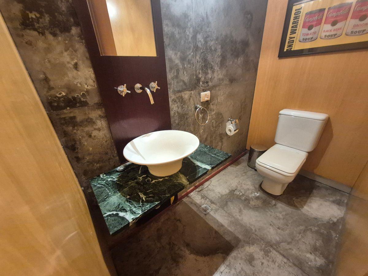 Foto de Increíble Casa en Increíble Ubicación! con Gran Jardín en Venta Palermo, imagen 5